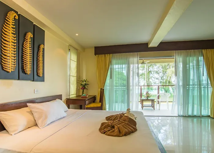 Lanta Pura Beach Resort-Sha Extra Plus